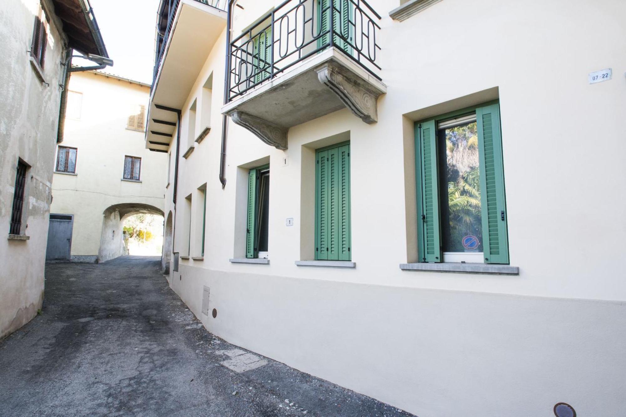 Casa Lea Apartment Castelveccana Exterior foto